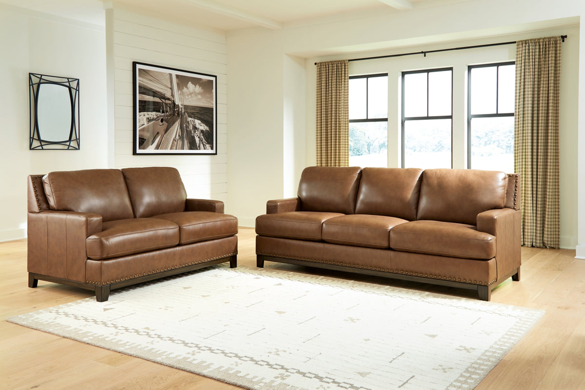 Saonara Amber living room collection room scene