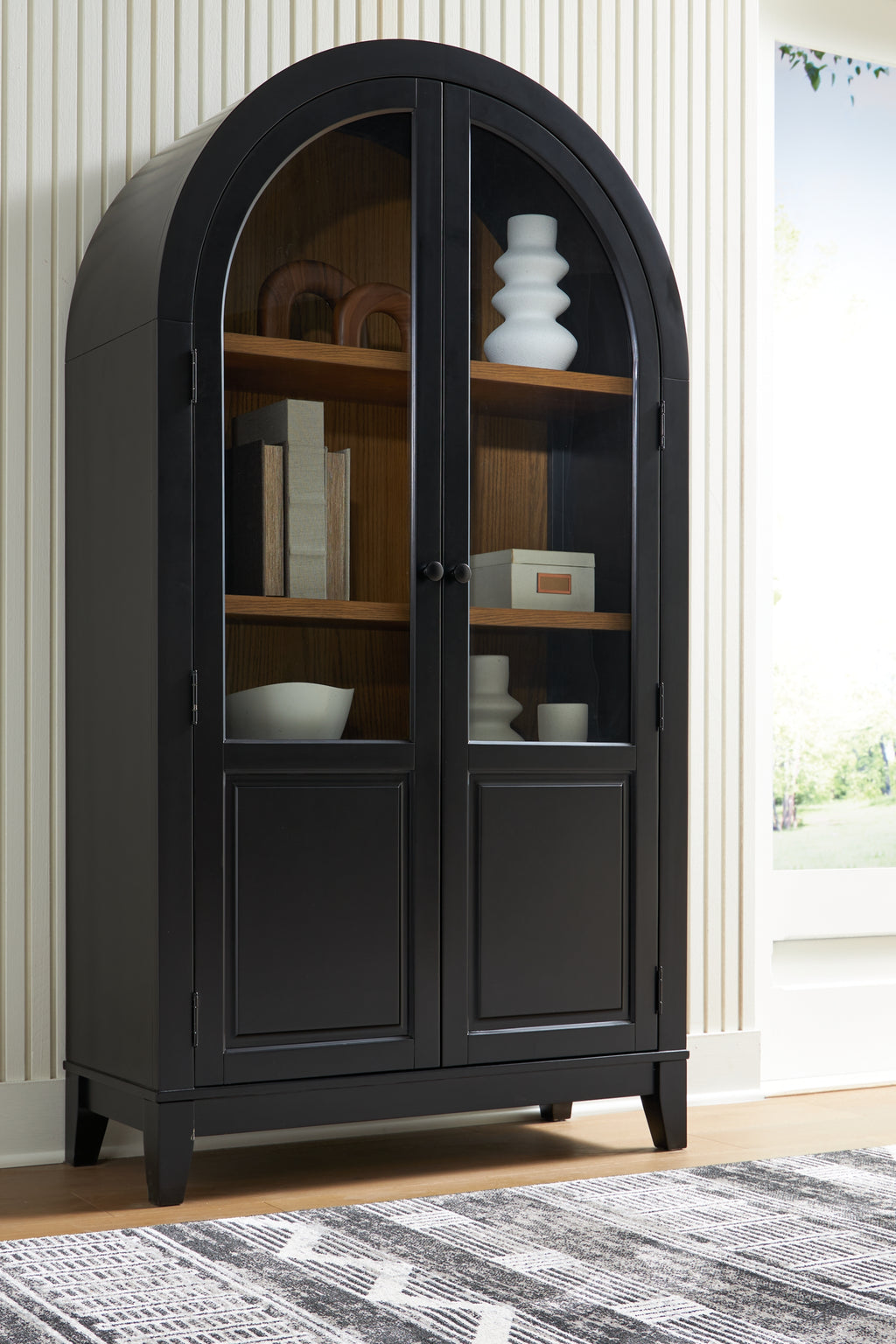 Dagandale Black/Natural Accent Cabinet