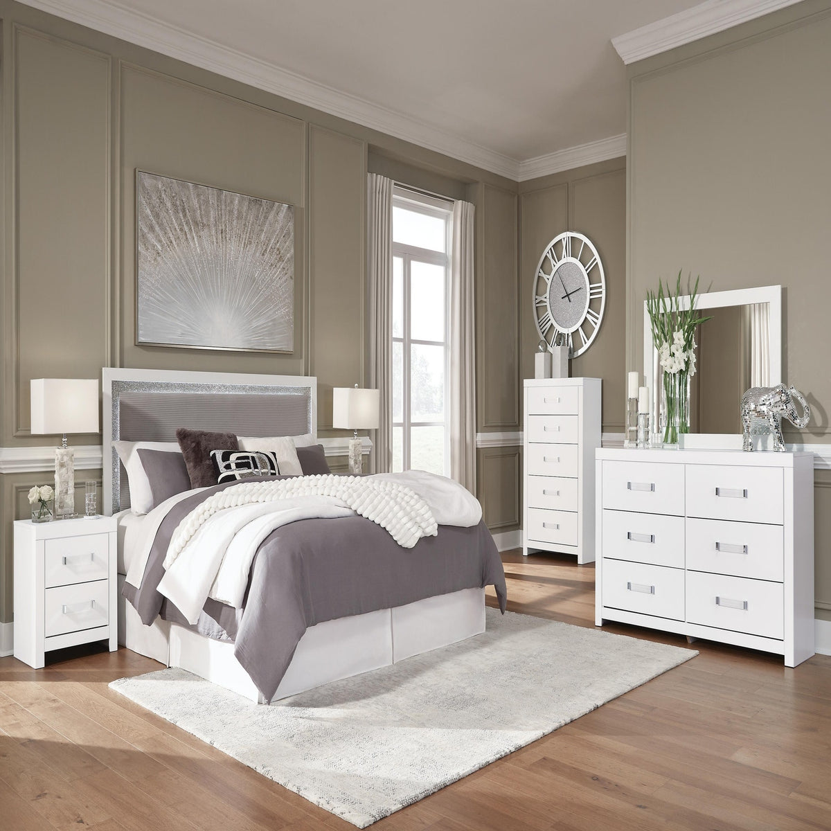 Maeling White Queen Upholstered Panel Bed
