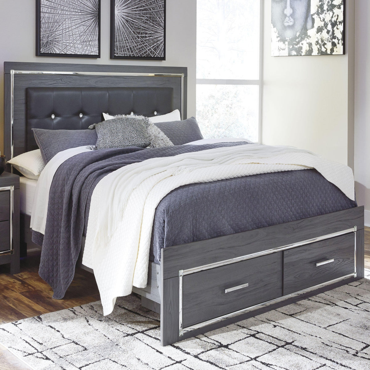 Lodanna Gray King Storage Panel Bed