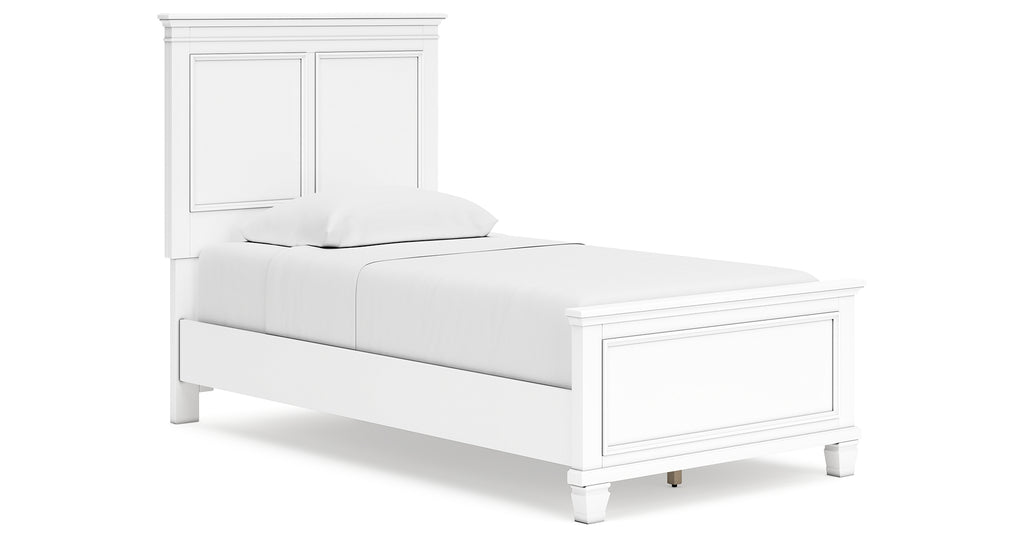 Fortman White Panel Bed - Twin