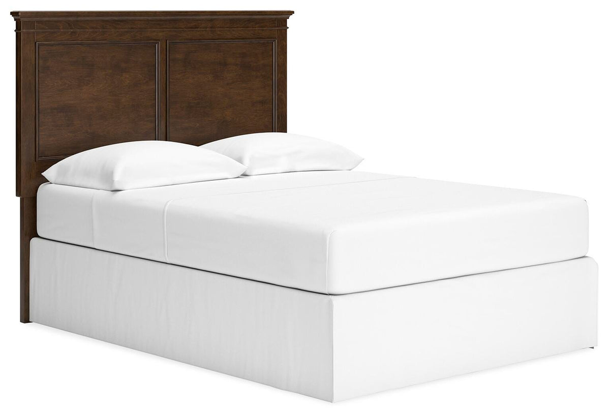 Danabrin Brown Panel Panel Bed - Full