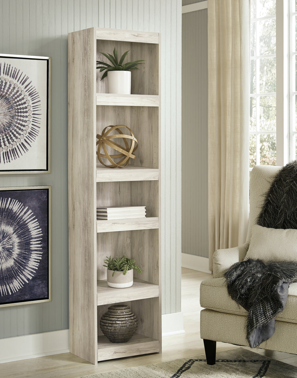 Bellaby Entertainment Center