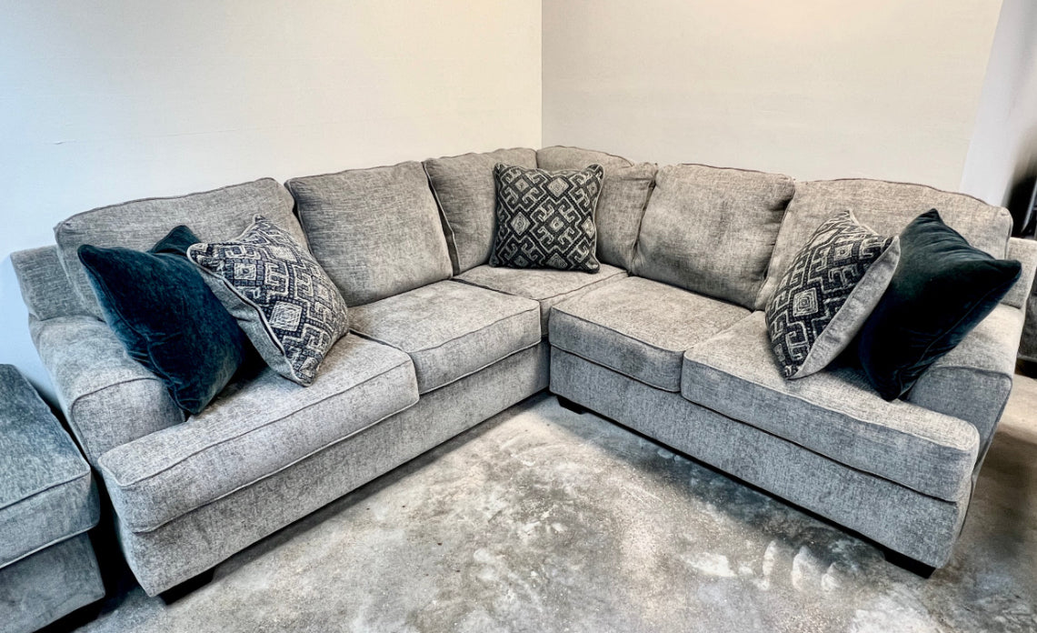 Bovarian Stone 2-Piece Sectional
