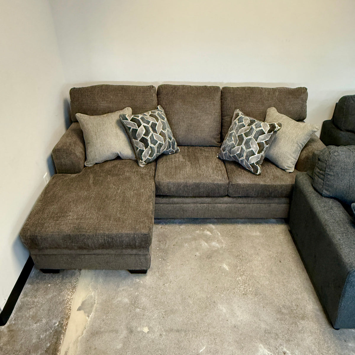 Stonemeade Nutmeg Sofa Chaise