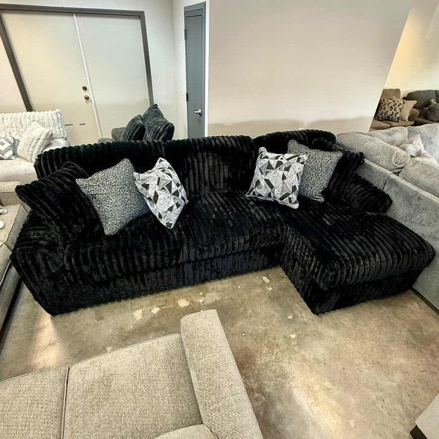 Midnight Madness Onyx 2-Piece Sectional