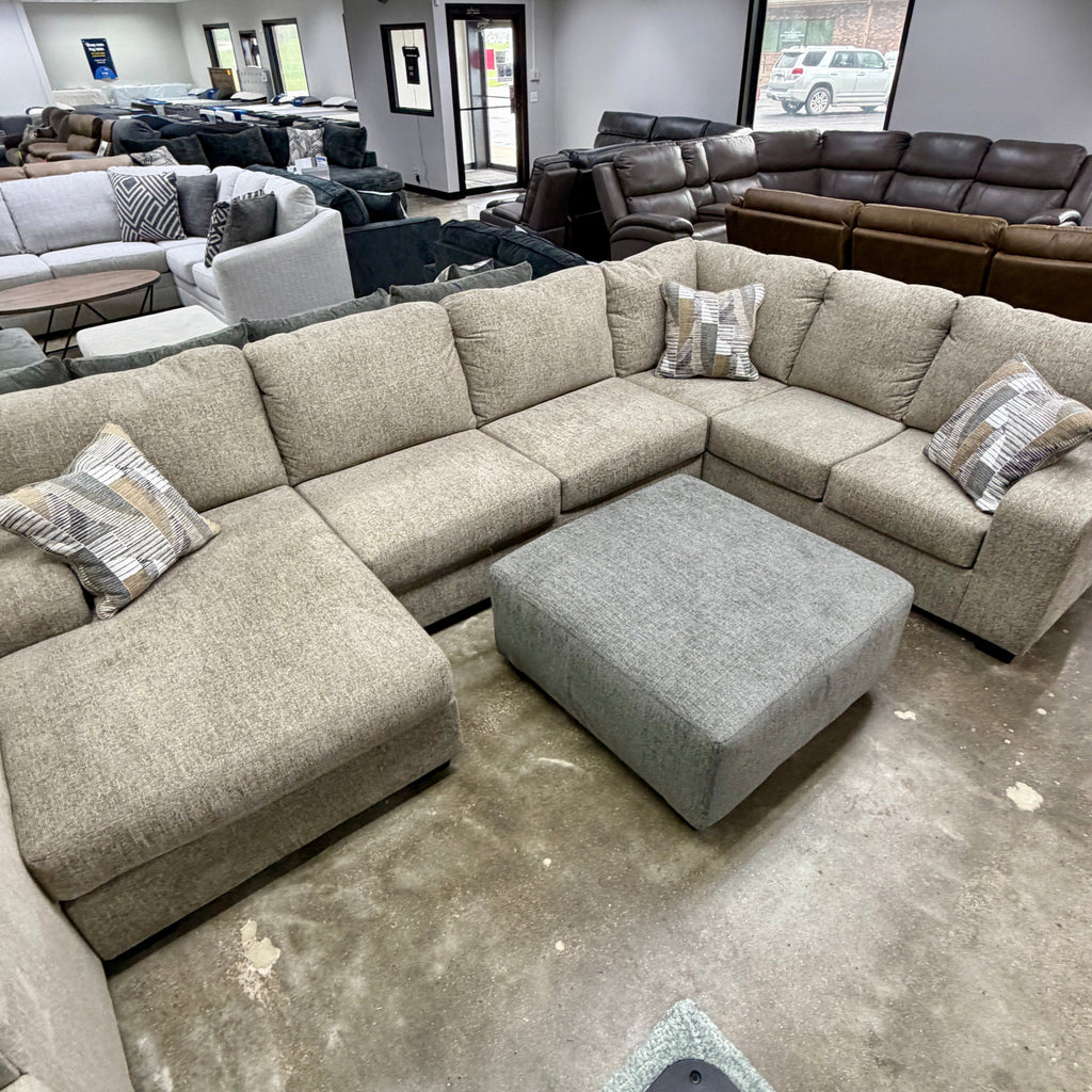 Newellen Hemp 3-Piece Sectional